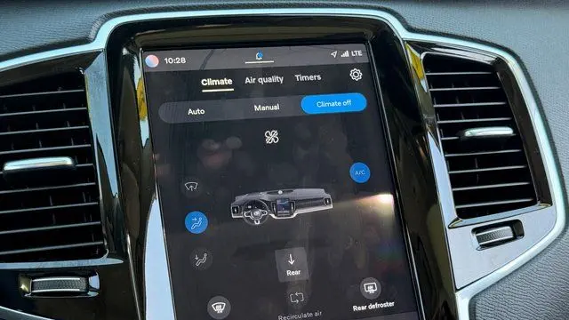 2023 Volvo XC90 B6 Plus Bright Theme 7P
