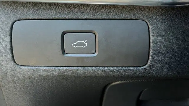 2023 Volvo XC90 B6 Plus Bright Theme 7P