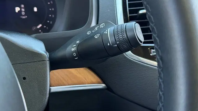2023 Volvo XC90 B6 Plus Bright Theme 7P