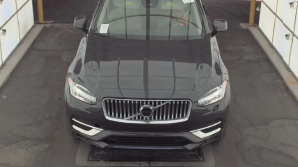 2023 Volvo XC90 B6 Plus Bright Theme 7P