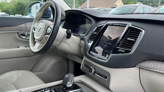 2023 Volvo XC90 B6 Plus Bright Theme 7P