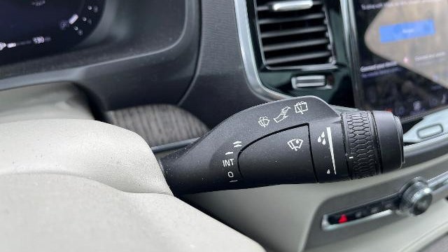 2023 Volvo XC90 B6 Plus Bright Theme 7P