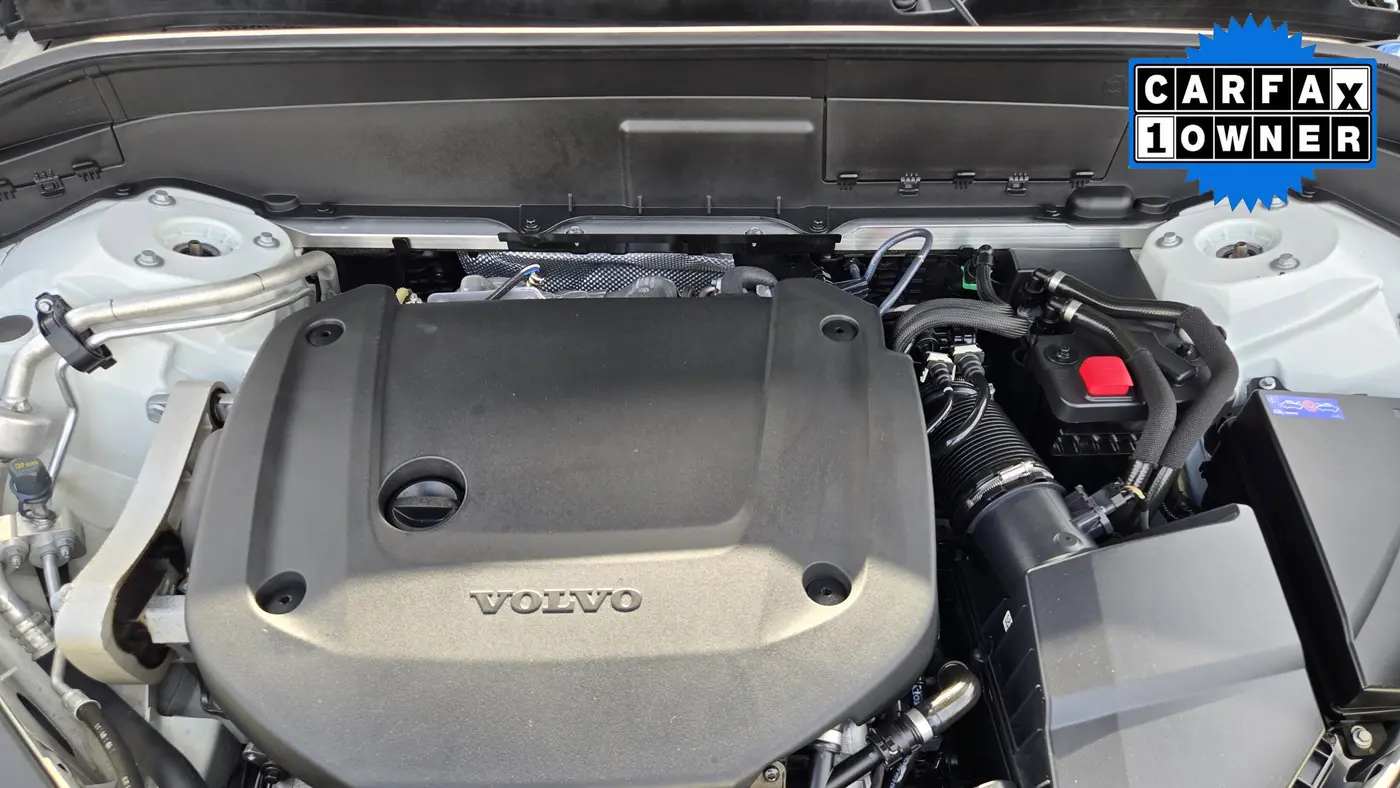 2023 Volvo XC90 B6 Plus Bright Theme 7P