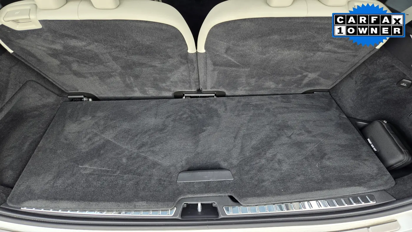 2023 Volvo XC90 B6 Plus Bright Theme 7P