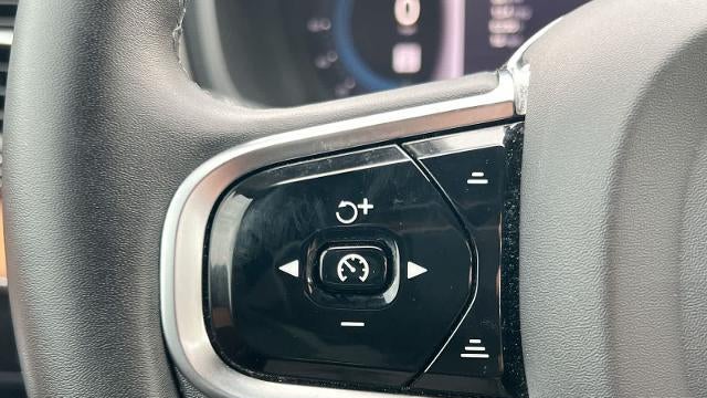 2023 Volvo XC90 B6 Plus Bright Theme 7P