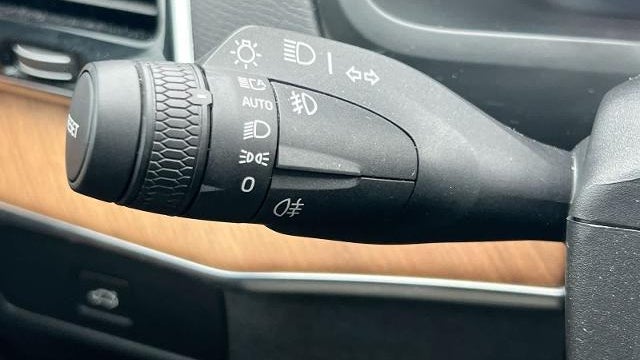 2023 Volvo XC90 B6 Plus Bright Theme 7P
