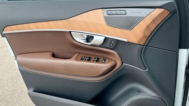 2023 Volvo XC90 B6 Plus Bright Theme 7P