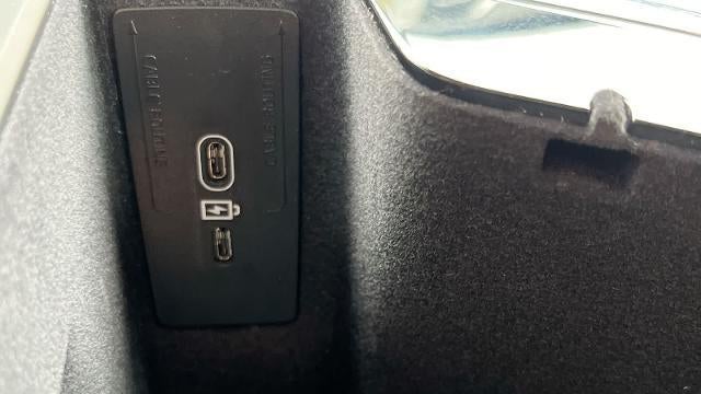 2023 Volvo XC90 B6 Plus Bright Theme 7P