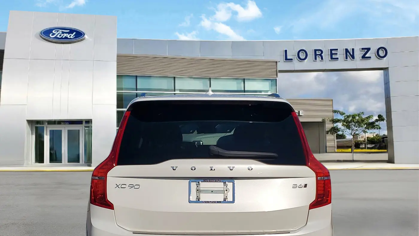 2023 Volvo XC90 B6 Plus Bright Theme 7P