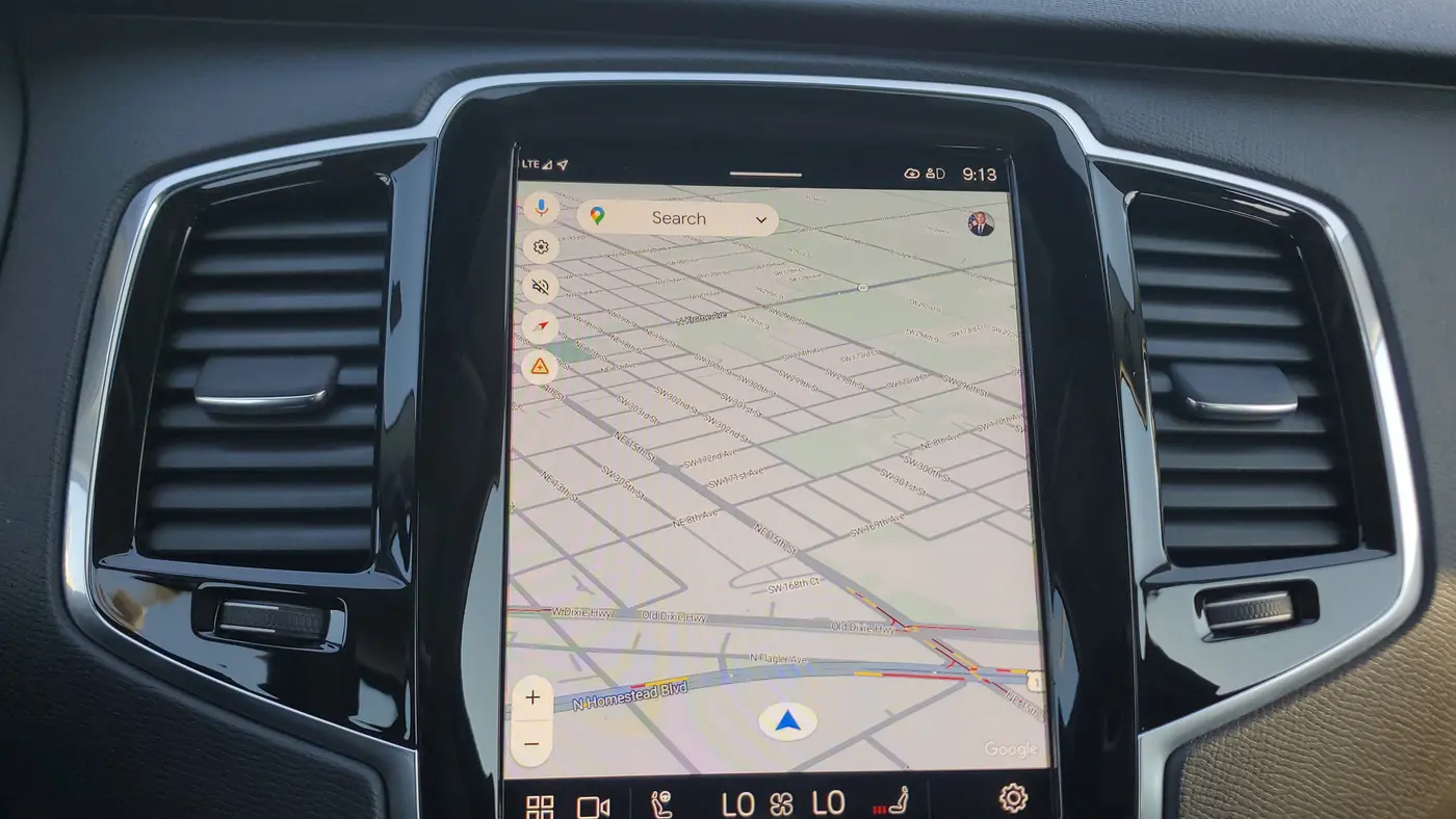 2023 Volvo XC90 B6 Plus Bright Theme 7P