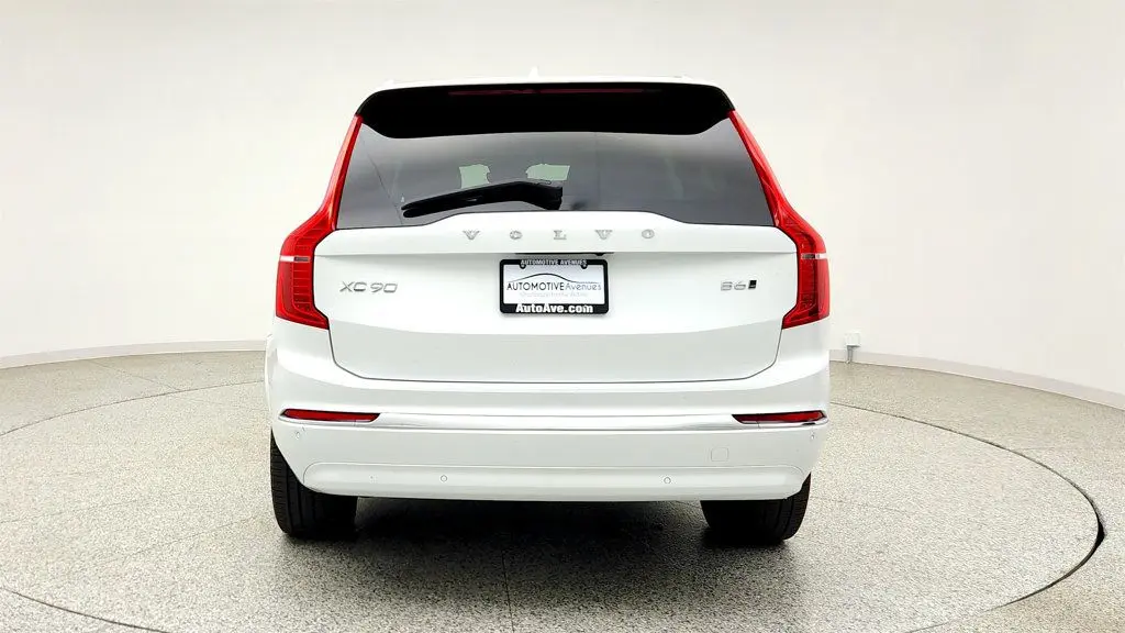 2023 Volvo XC90 - $31,495