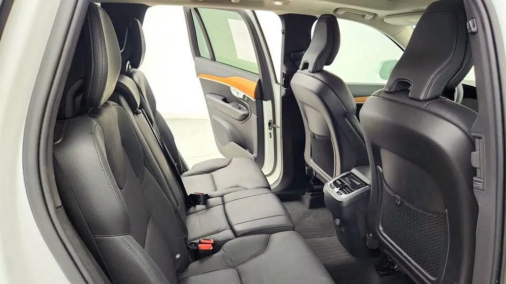 2023 Volvo XC90 - $31,495