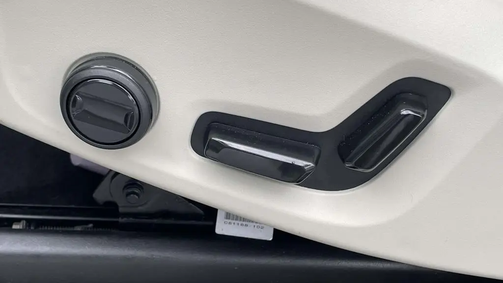 2023 Volvo XC90 B6 Plus Bright Theme 7P