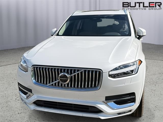 2023 Volvo XC90 - $37,950