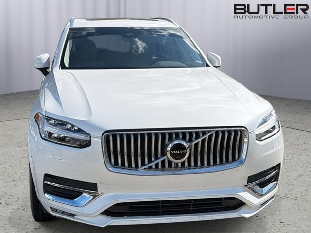 2023 Volvo XC90 - $37,950