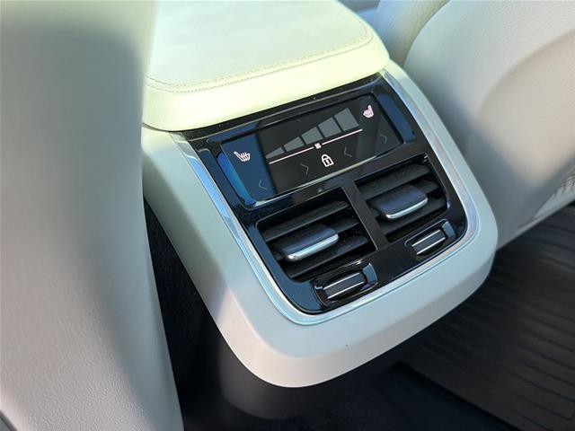 2023 Volvo XC90 - $37,950