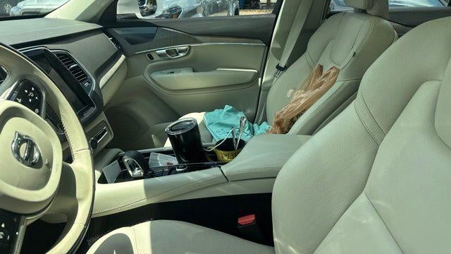 2023 Volvo XC90 B6 Plus Bright Theme 7P