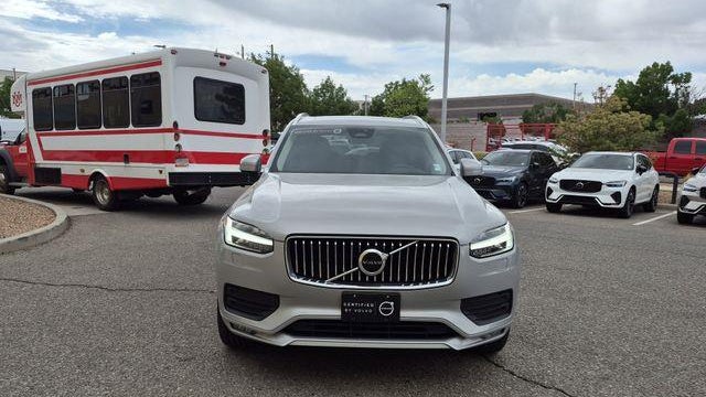 2023 Volvo XC90 B6 Core