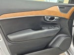 2023 XC90 Thumbnail 6