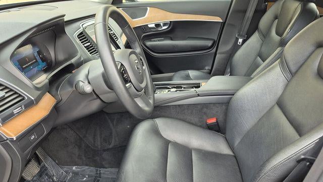 2023 Volvo XC90 B6 Core