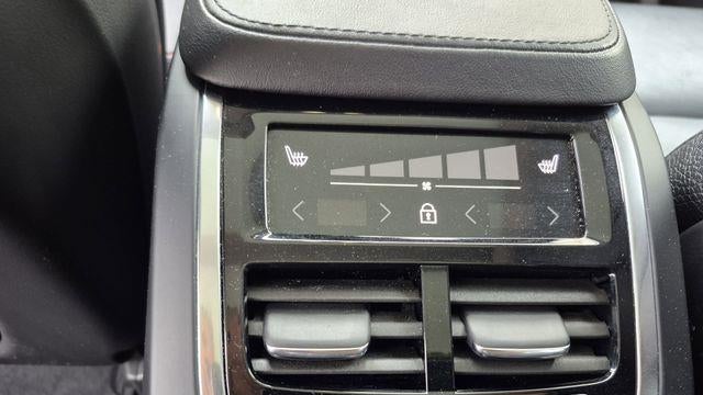 2023 Volvo XC90 B6 Core