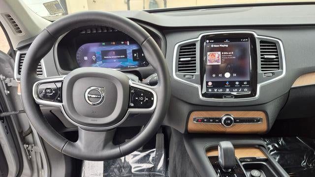 2023 Volvo XC90 B6 Core