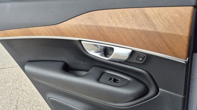 2023 Volvo XC90 B6 Core