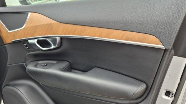 2023 Volvo XC90 B6 Core