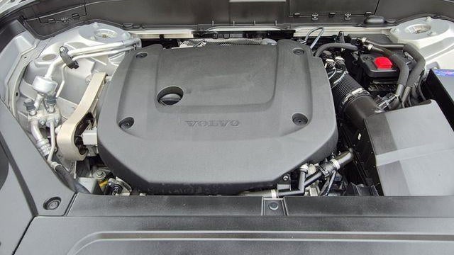 2023 Volvo XC90 B6 Core