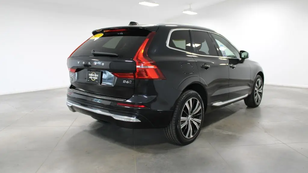 2023 Volvo XC60 B6 Ultimate Bright Theme