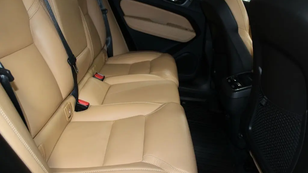 2023 Volvo XC60 B6 Ultimate Bright Theme
