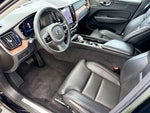 2023 XC60 Thumbnail 25