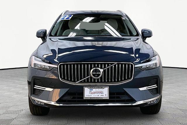 2022 Volvo XC60 - $32,903