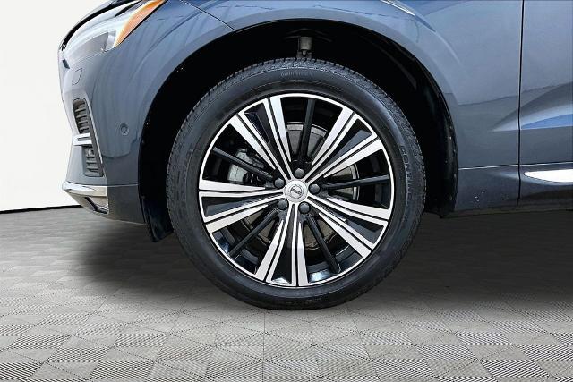 2022 Volvo XC60 - $32,903