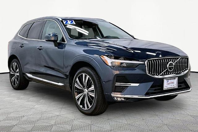 2022 Volvo XC60 - $32,903