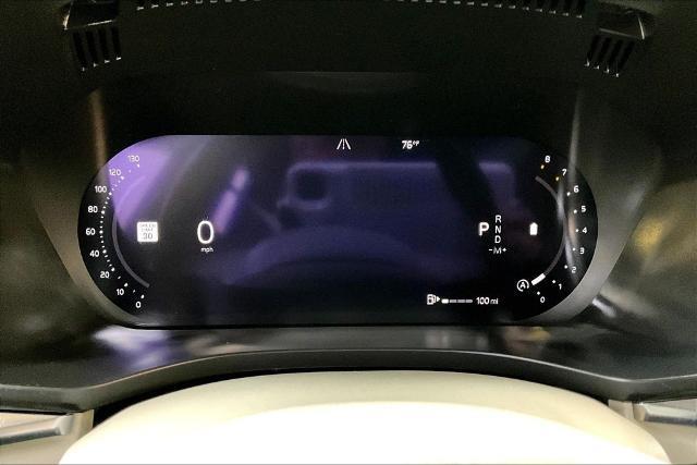 2022 Volvo XC60 - $32,903