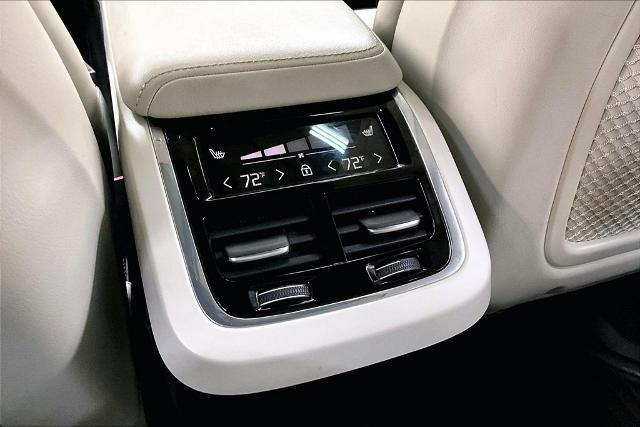 2022 Volvo XC60 - $32,903