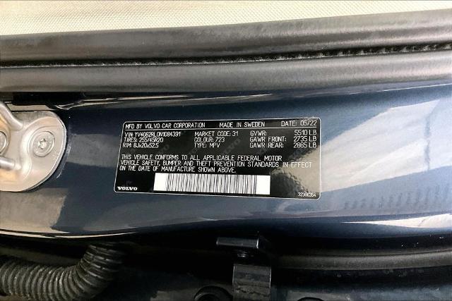 2022 Volvo XC60 - $32,903
