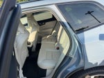 2023 XC60 Thumbnail 10