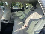 2023 XC60 Thumbnail 16