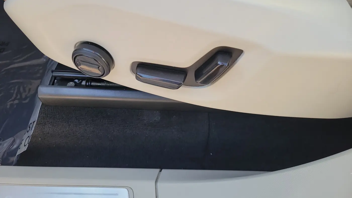 2022 Volvo XC90 T5 Momentum