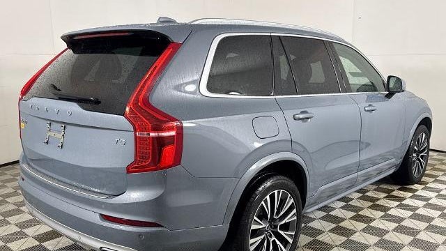 2021 Volvo XC90 T5 Momentum