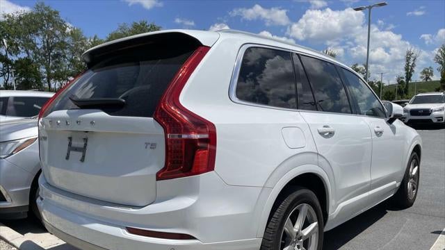 2021 Volvo XC90 T5 Momentum