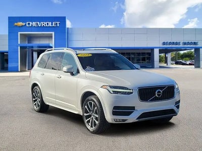 Photo of a 2018 Volvo XC90 T5 Momentum 7-Passenger 4DR SUV for sale