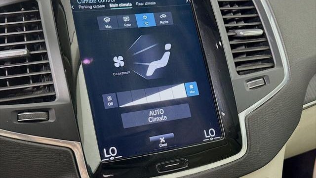 2020 Volvo XC90 T5 Momentum