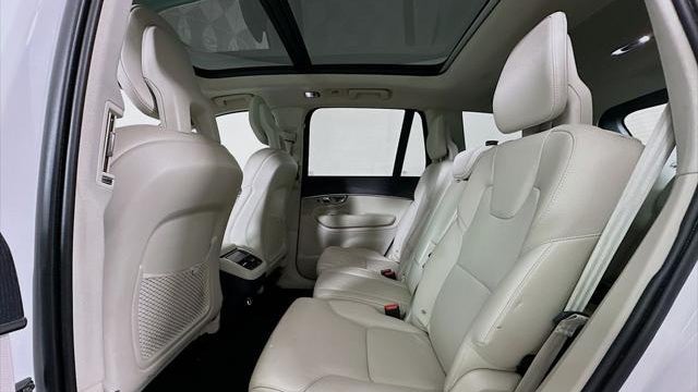 2020 Volvo XC90 T5 Momentum