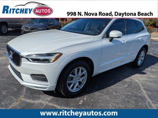 2021 Volvo XC60 with Crystal White Exterior