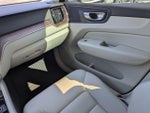 2021 XC60 Thumbnail 15