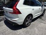 2021 XC60 Thumbnail 3