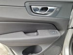 2021 XC60 Thumbnail 9